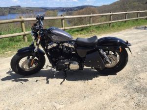 Sacoches Myleatherbikes Harley Sportster Forty Eight (5)